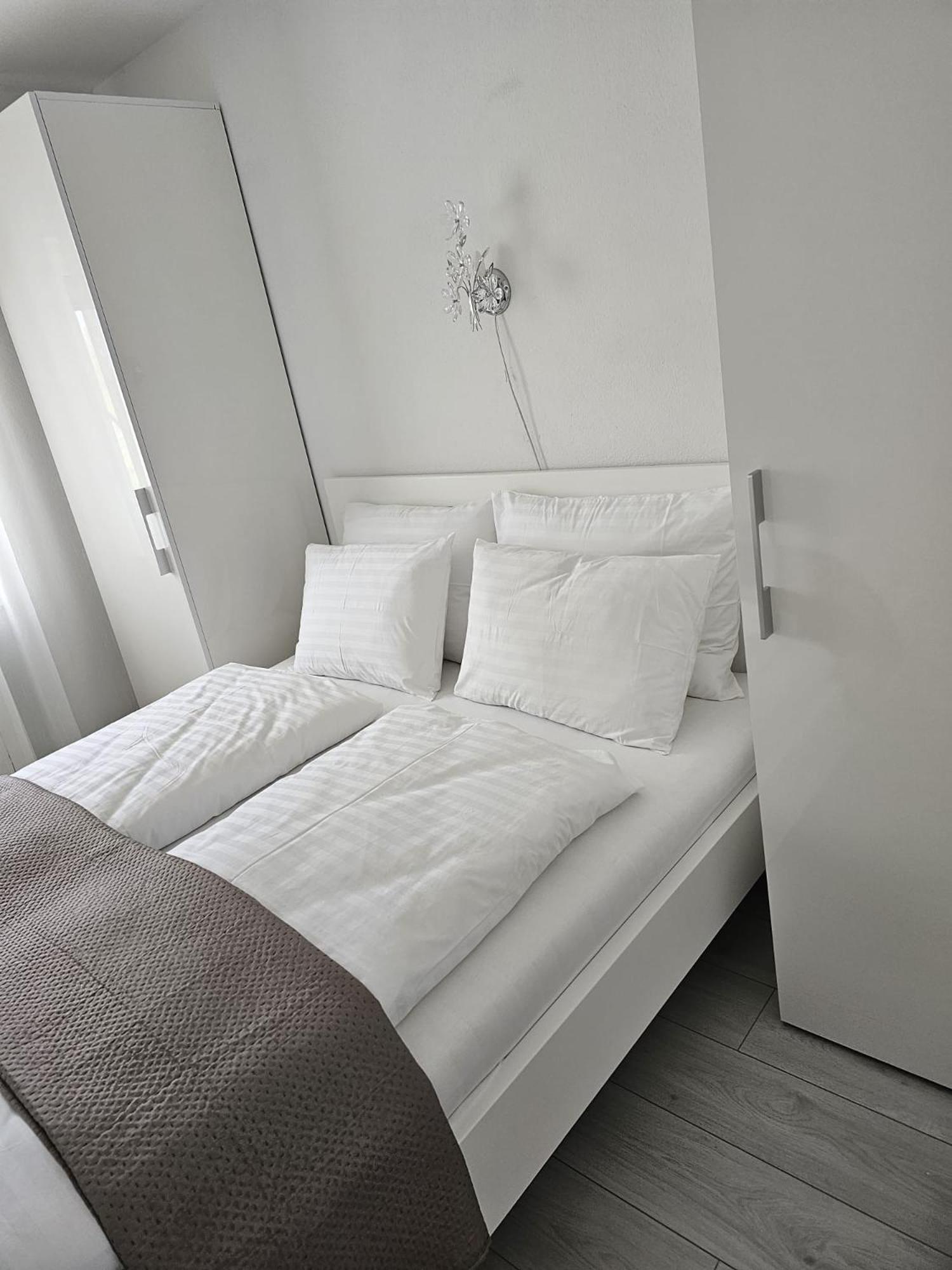 Apartments Somi Porec Exterior photo